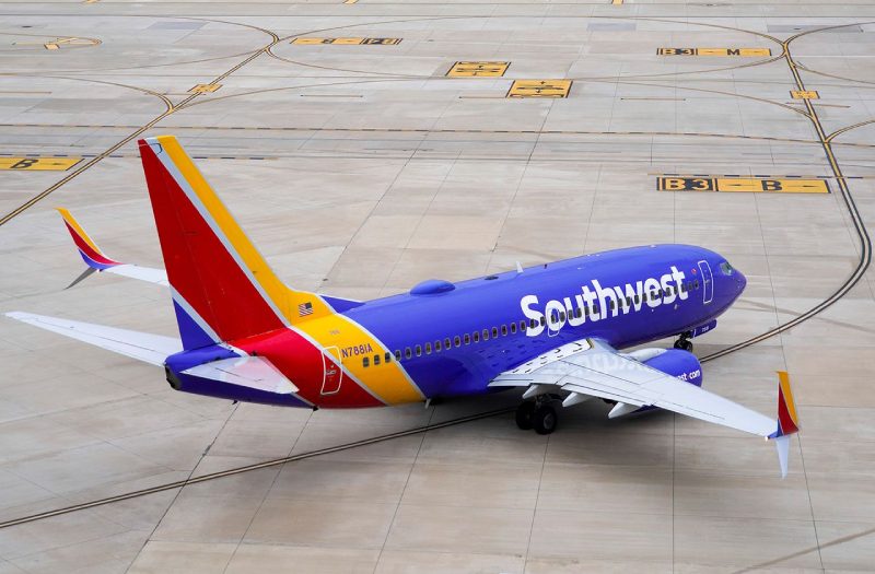 Southwest Airlines flights dropped by hundreds this end of the week